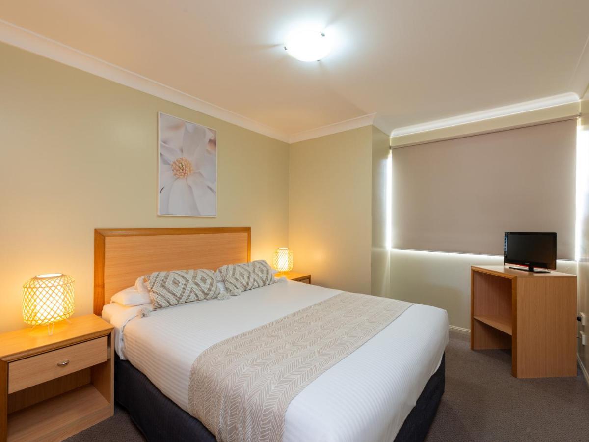 Villa Nova Motel トゥーンバ エクステリア 写真