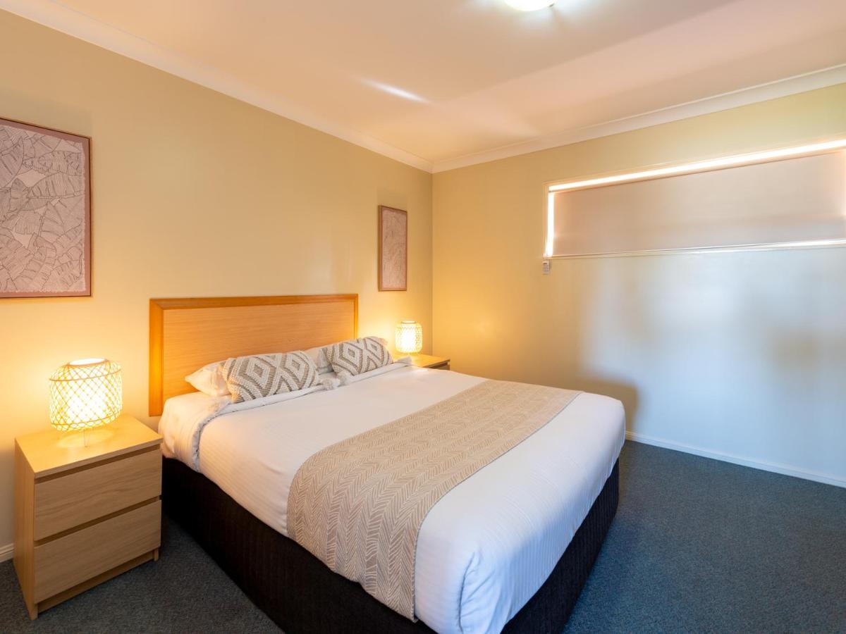 Villa Nova Motel トゥーンバ エクステリア 写真