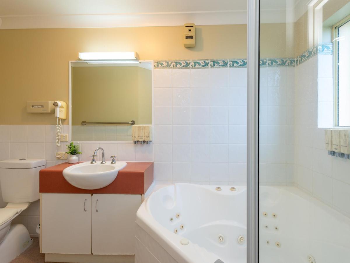 Villa Nova Motel トゥーンバ エクステリア 写真